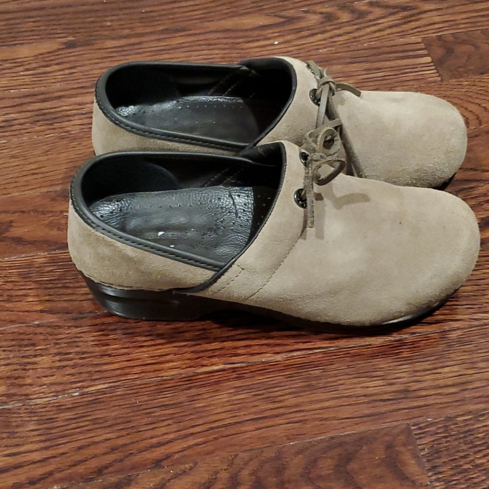 Lands' End womens seude shoes, size 8